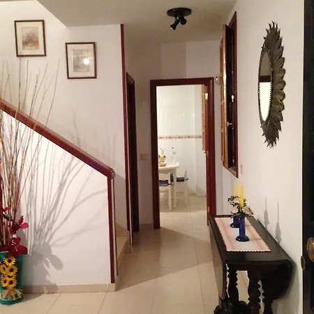 Chalet Urbanizacion Las Rosas * Arona